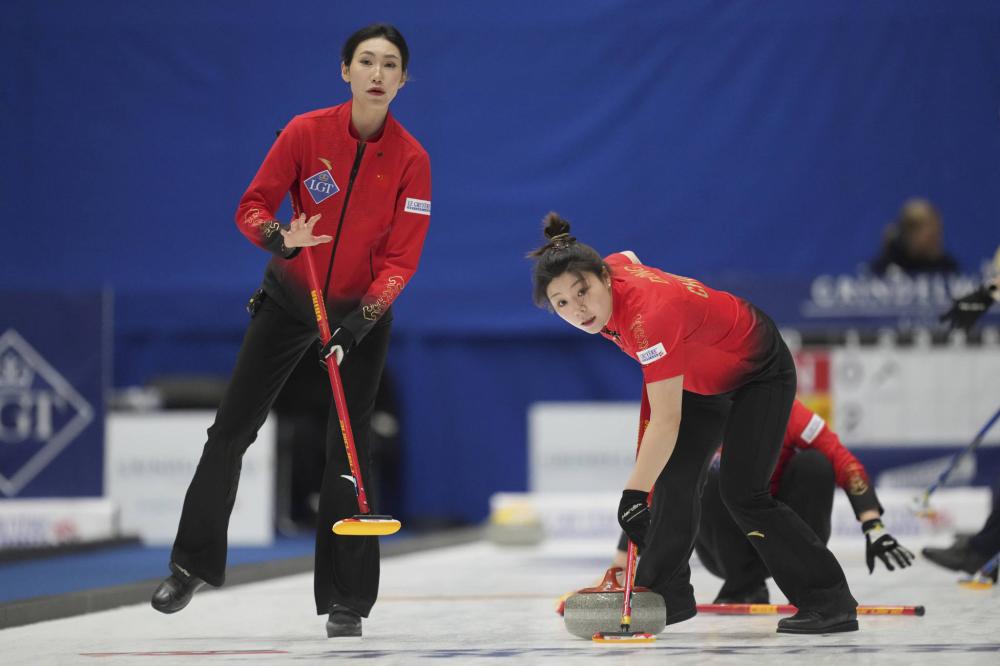 也为观赛者 也为观赛者